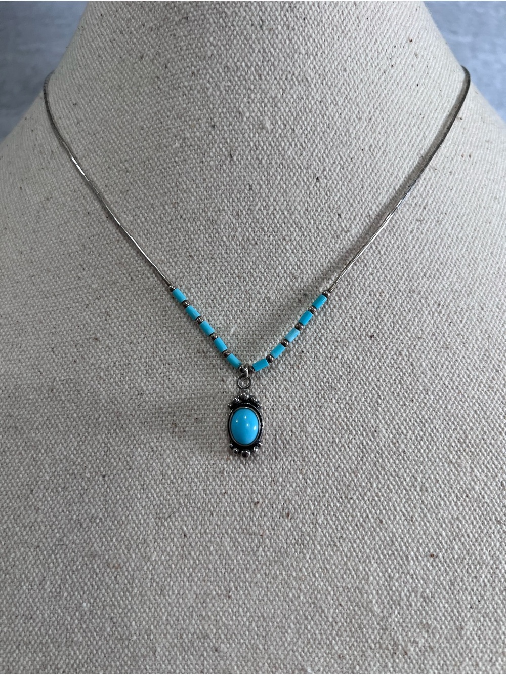 Vintage Dainty liquid silver 925 beaded necklace